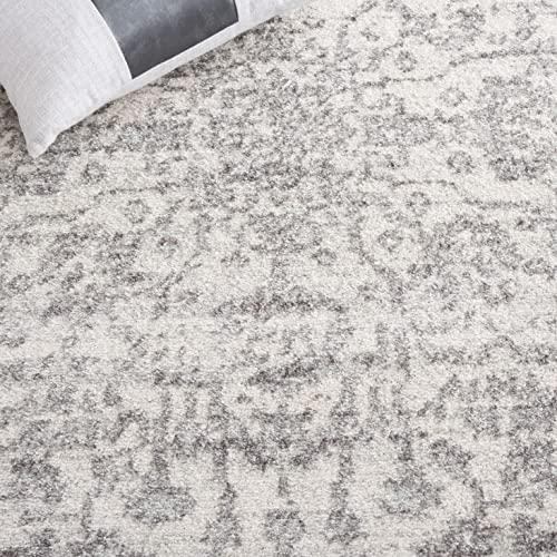 SAFAVIEH Madison Area Rug 6'7"x9'2", Silver & Ivory MAD603G
